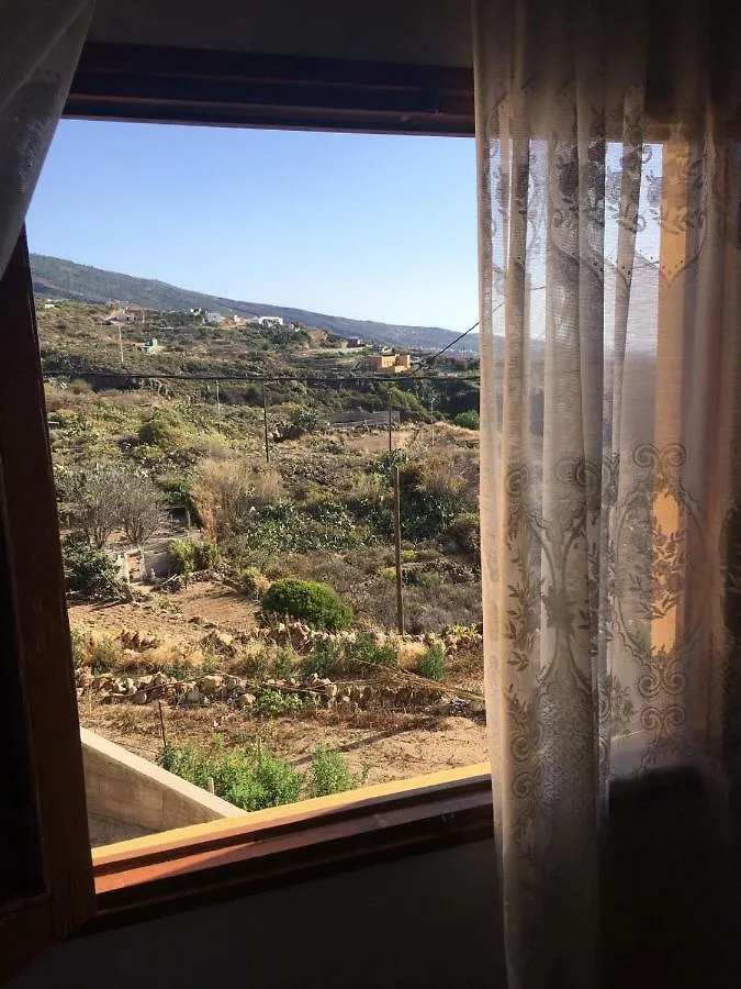 Country house Green Village. Tony Frias. Fasnia